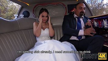 Водитель лимузина отымел невесту во все дырки смотреть онлайн на xPorno
